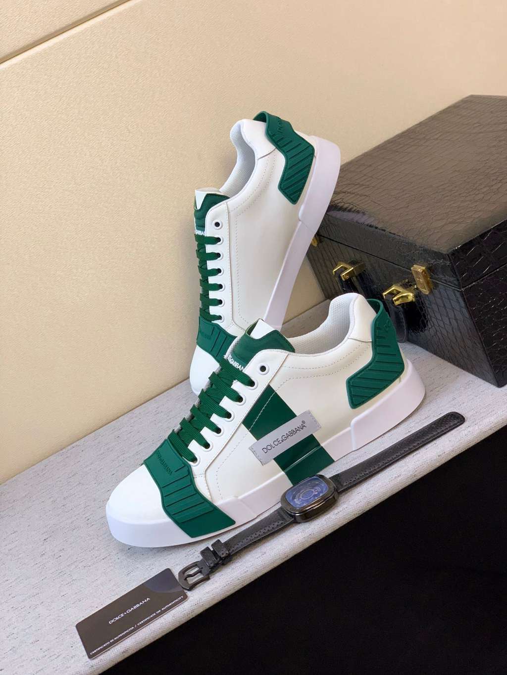 D*G sneaker